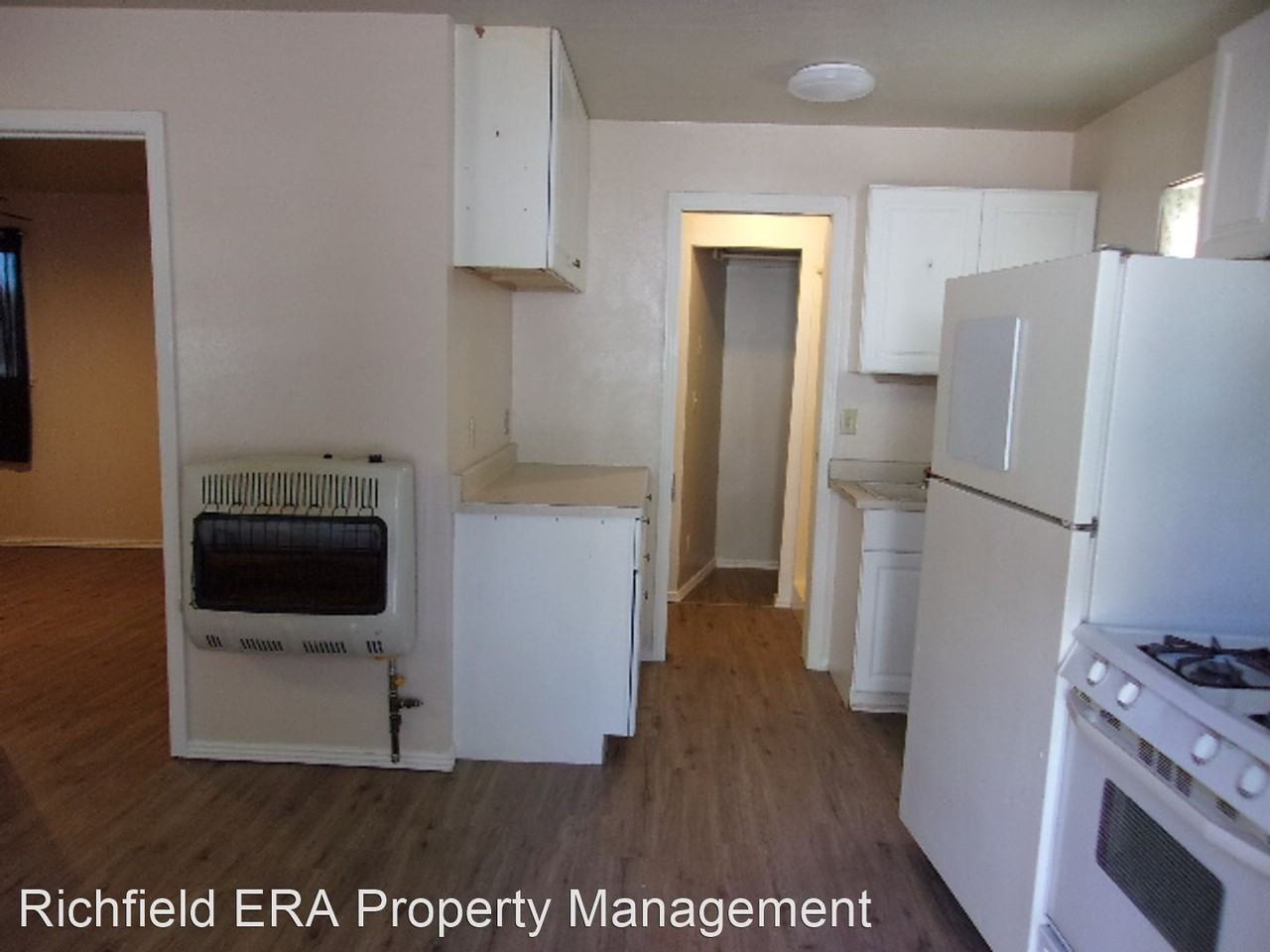 357 W 300 N - Photo 3 of 12