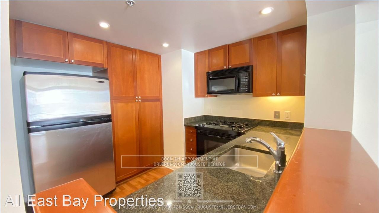 400 Beale St #708 - Photo 2 of 24