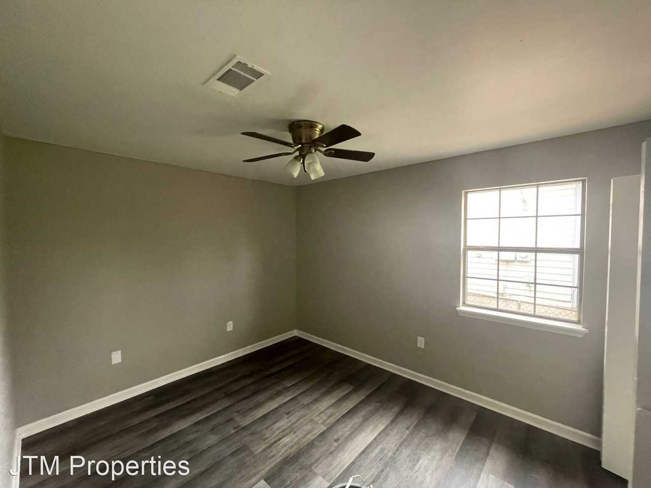 Renovated Duplexes in West Conway Apartments 350 Helen St, Conway, AR