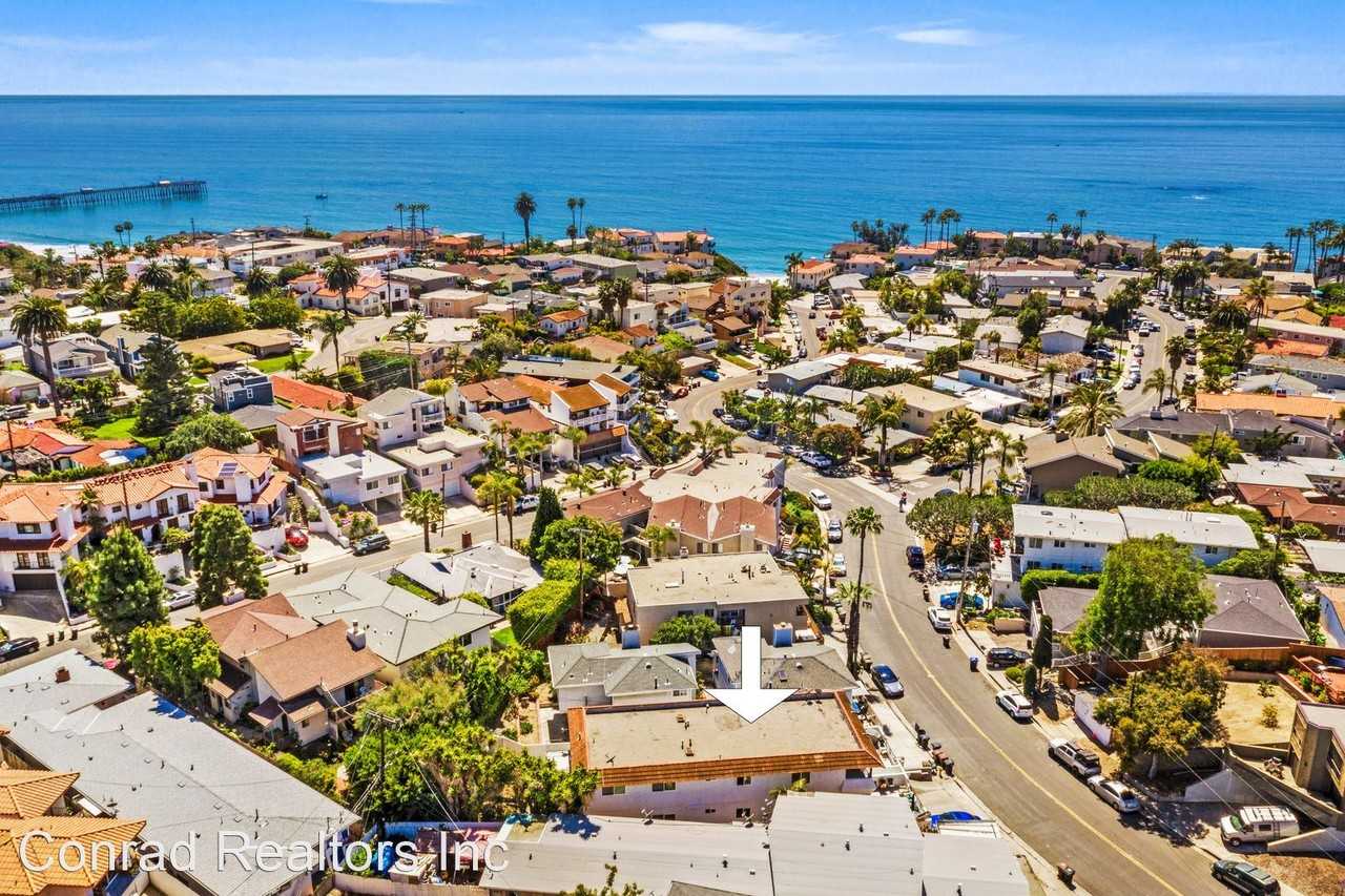 215 W. Canada - Photo 2 of 20