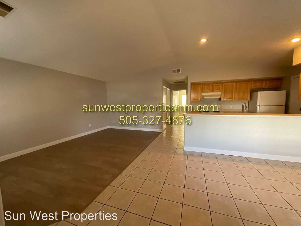 2807 Parque Del Norte - Photo 2 of 6