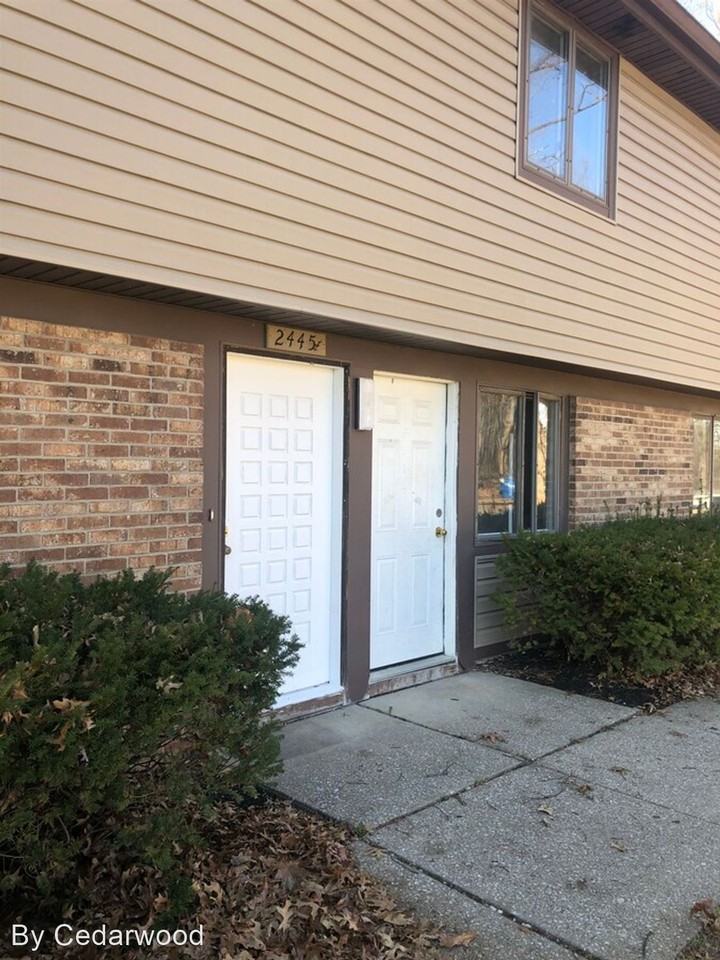 24292457 Echo Valley Drive Apartments 2429 Echo Valley Dr, Stow, OH