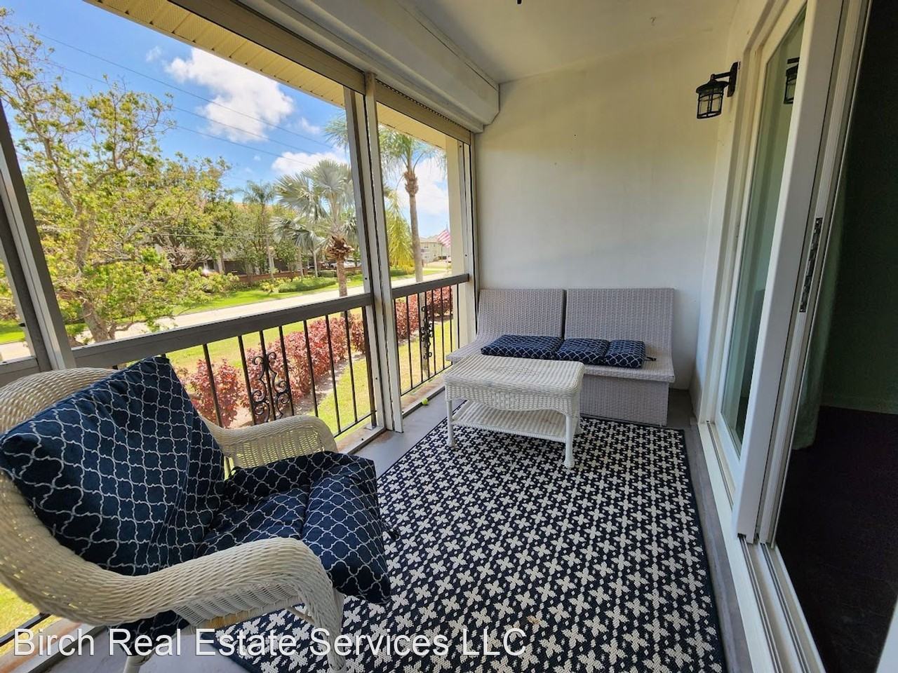 4580 Overlook Dr Ne #296 - Photo 3 of 13