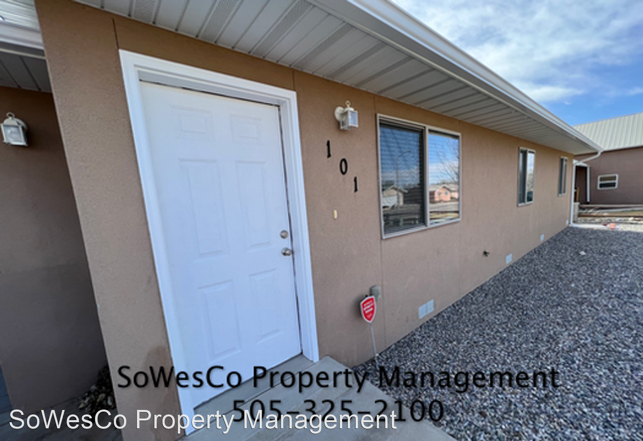 101 San De Cristo Ct - Photo 2 of 12