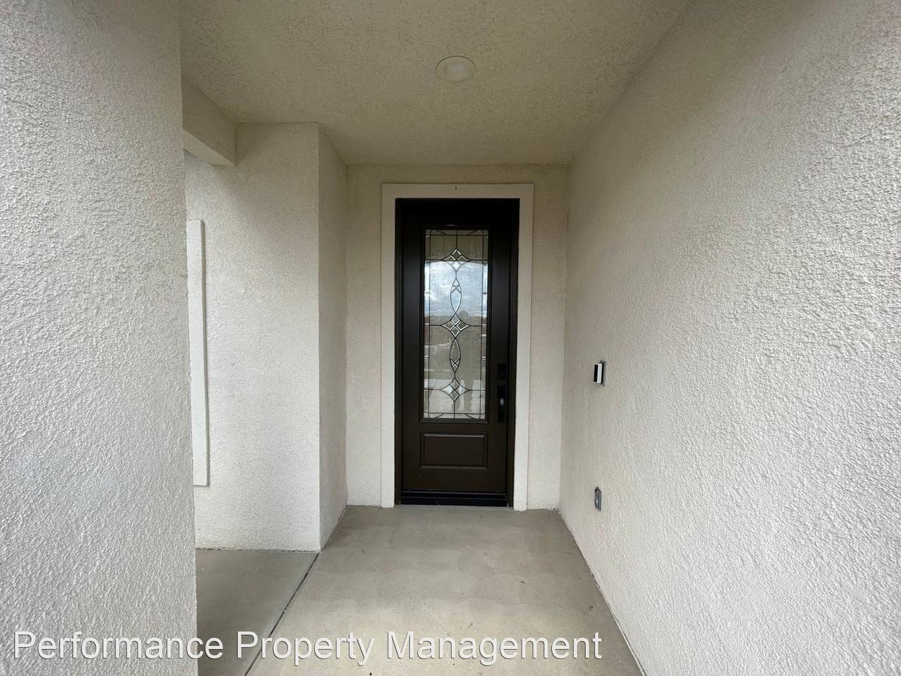 10004 Fort Sanders Ave - Photo 2 of 27