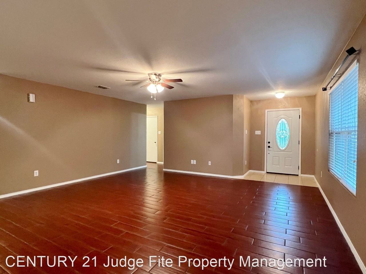 9925 Amaryllis Ln - Photo 2 of 11