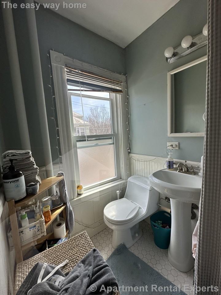 111 Woodstock St #3 - Photo 6 of 19