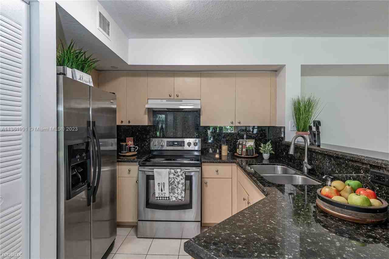 4280 San Marino Blvd - Photo 2 of 26