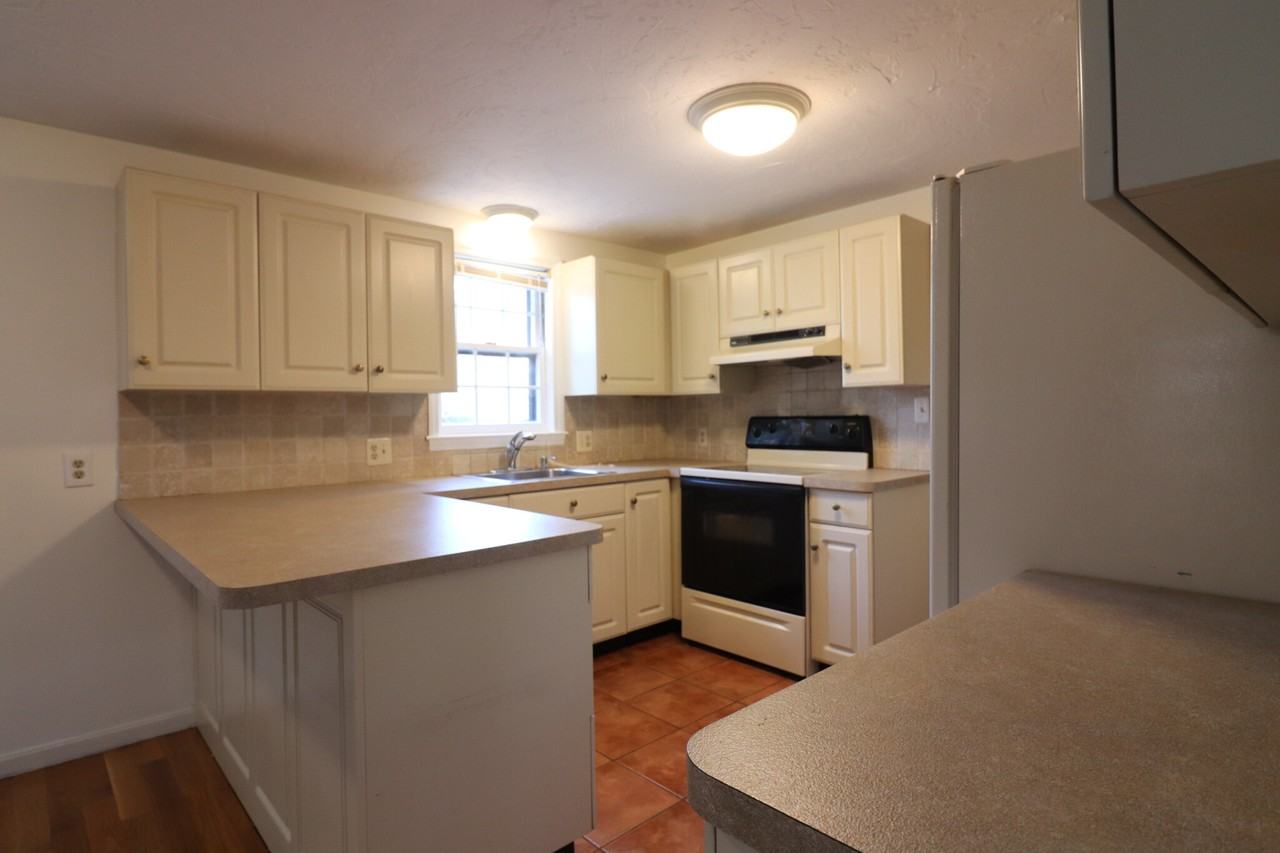 20 Eliot St #B - Photo 6 of 25