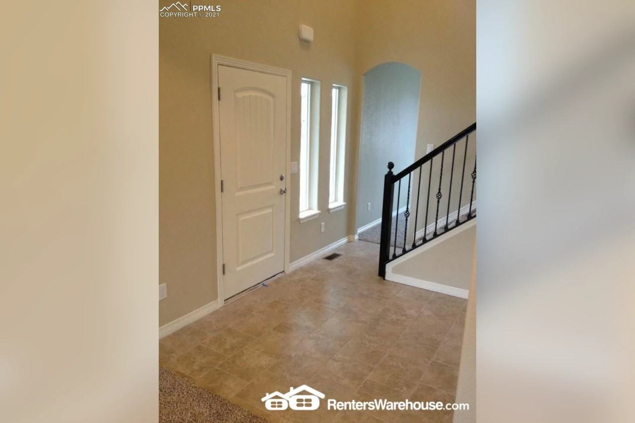 857 Salmon Pond Way - Photo 2 of 33