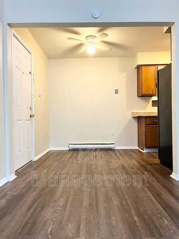 1919 W Alexis Rd - Photo 2 of 9