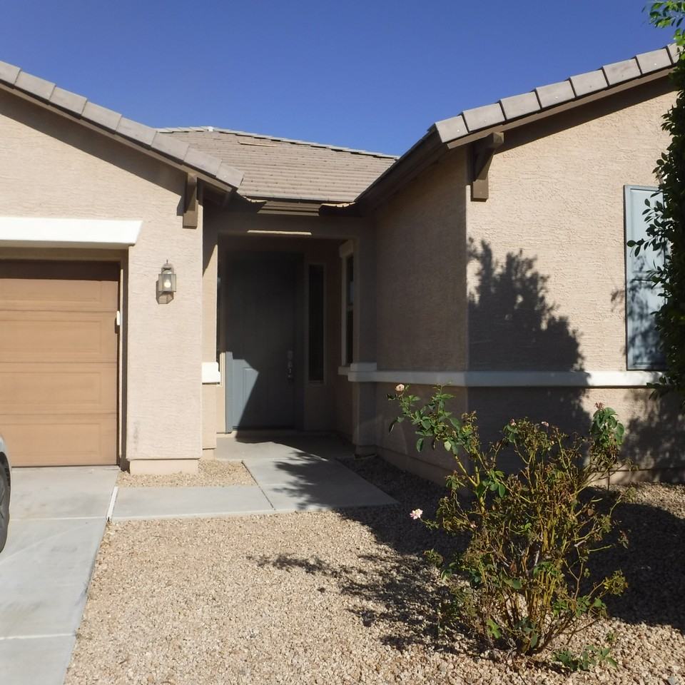 561 N 158th Dr - Photo 6 of 6