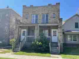 featured image of 1123 Hughitt Ave