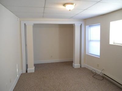 1123 Hughitt Ave - Photo 5 of 50