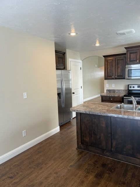 1178 Midway Ave - Photo 3 of 5