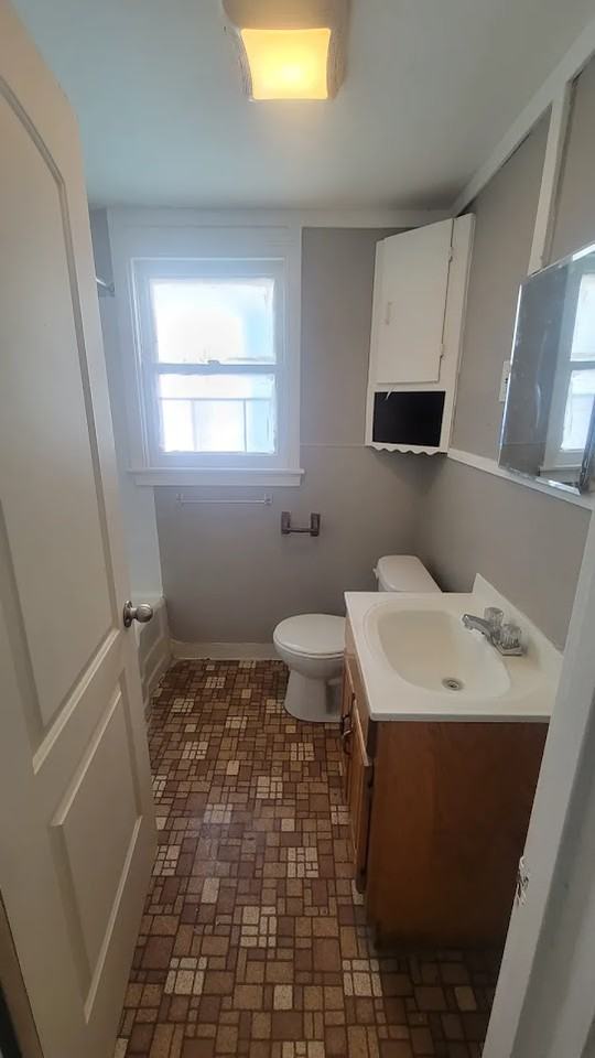 70 Wex Ave - Photo 2 of 15