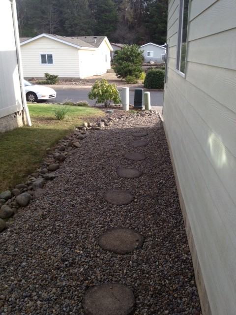 4526 Se Heron Loop - Photo 3 of 18