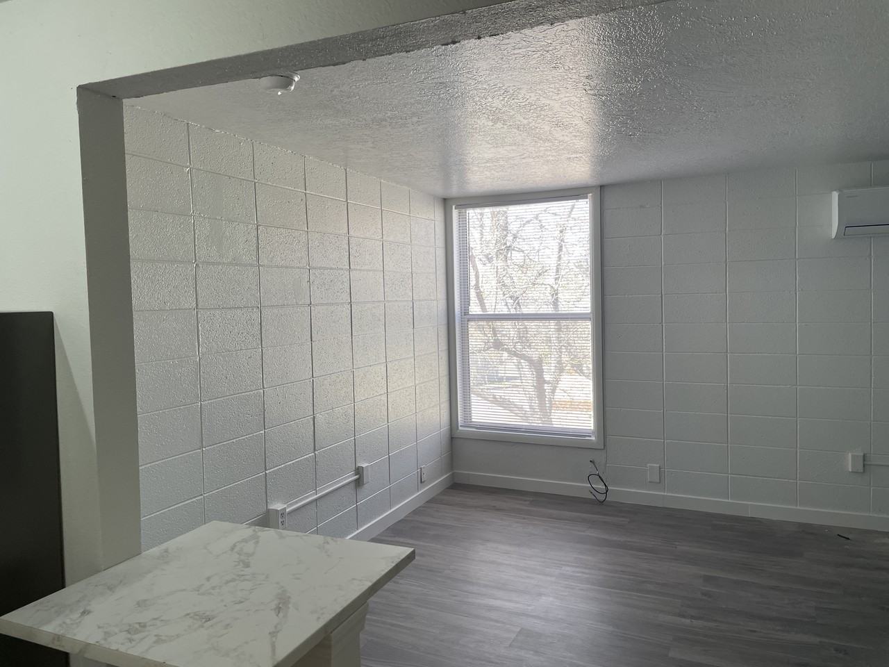 222 Maple St Ne - Photo 5 of 48