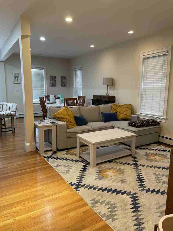 180 L St #1 - Photo 4 of 14