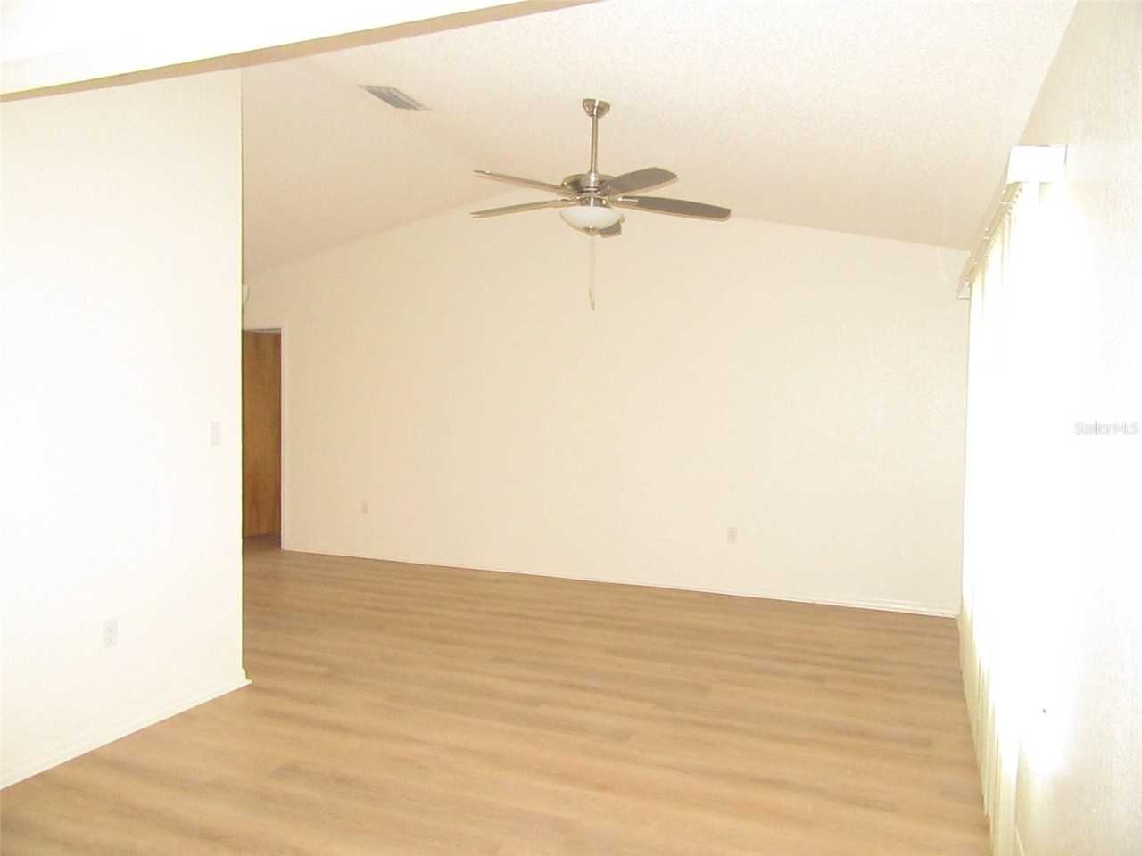 4341 Nemo Avenue - Photo 4 of 24