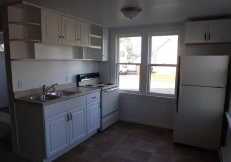 101 Cottage Street #2 - Photo 3 of 5