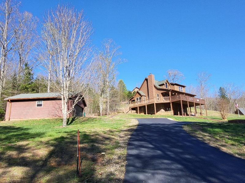 125 Gladson Ln - Photo 2 of 13