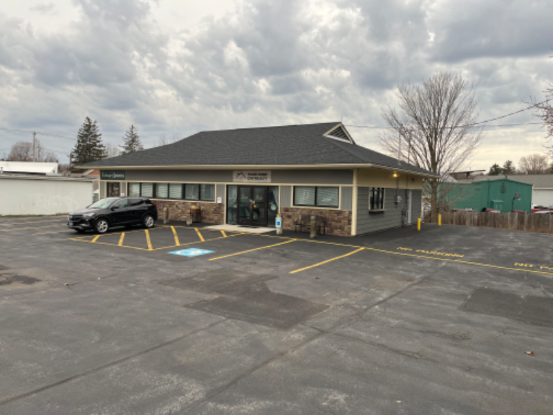 9 Salina St - Photo 3 of 10