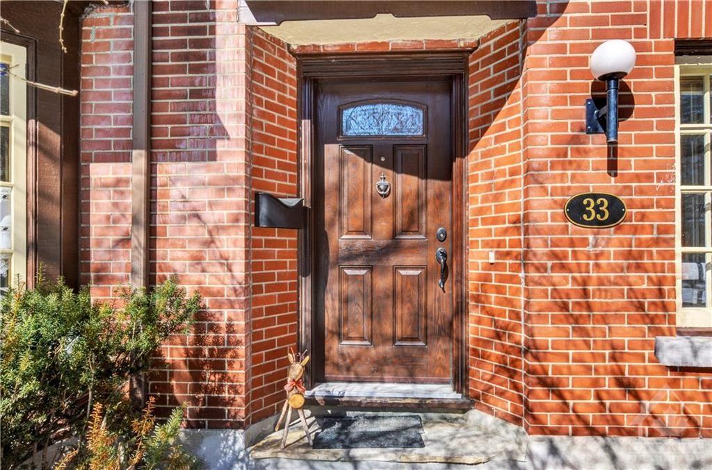 33 Belvedere Crescent - Photo 3 of 25
