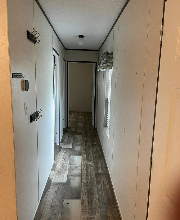 161 Burr Rd #1 - Photo 5 of 32