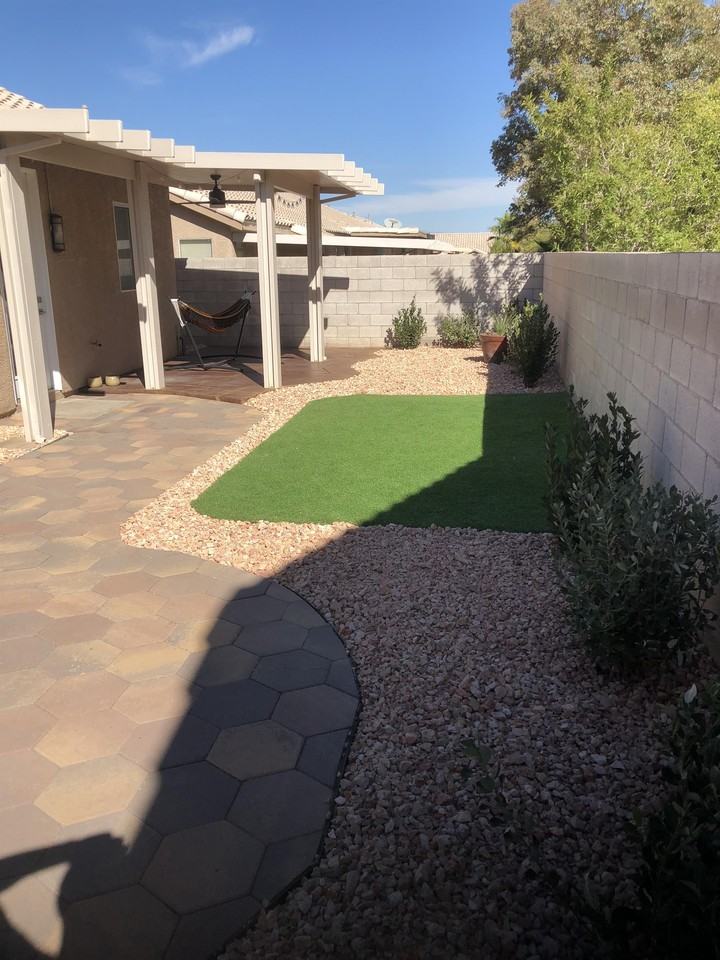 198 Crown Imperial St #1 - Photo 5 of 31