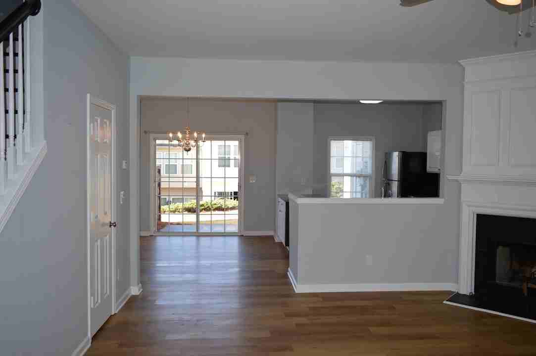 913 Prestwyck Ct #1 - Photo 3 of 29