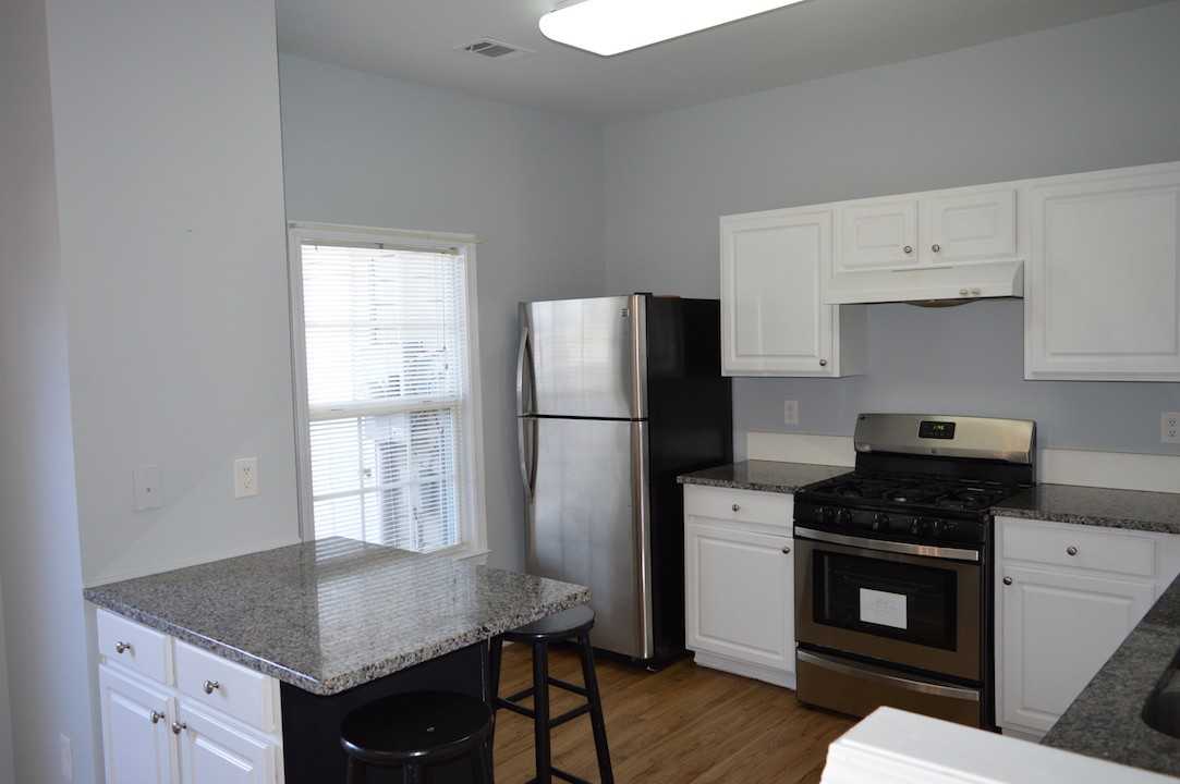 913 Prestwyck Ct #1 - Photo 6 of 29