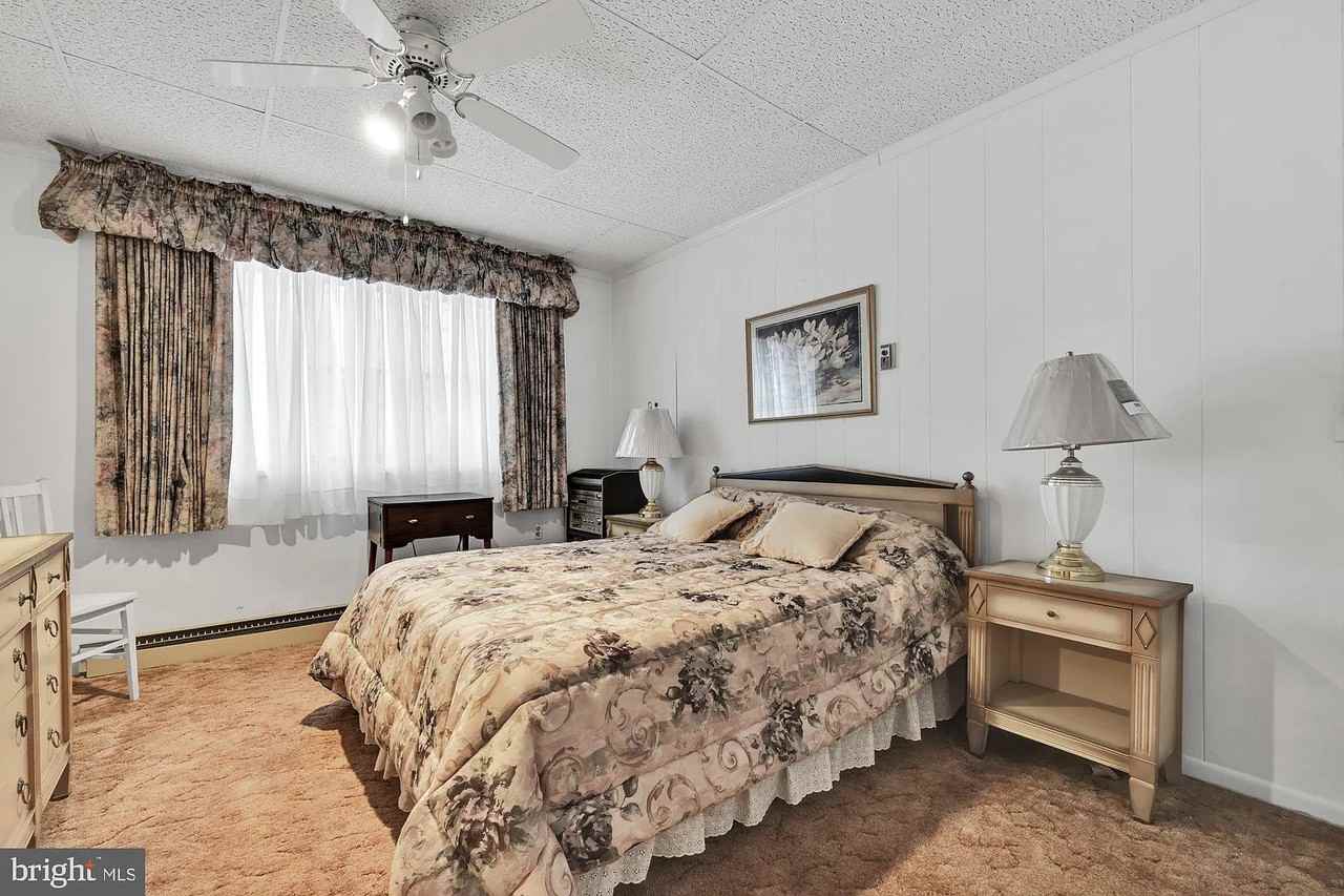 21 Water Street - Photo 6 of 8