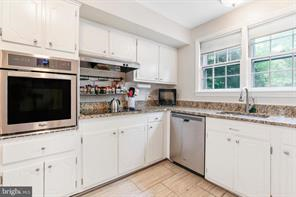 6030 Hardwick Pl - Photo 2 of 20