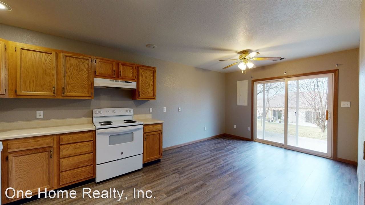 308 N Dogwood Apartments in Savannah, MO 64485 Zumper