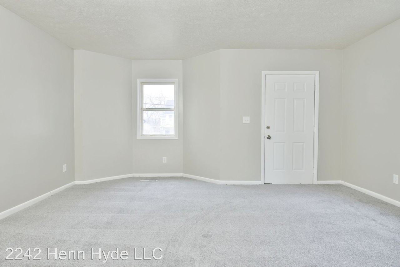 226 & 228 W. Park - Photo 3 of 38