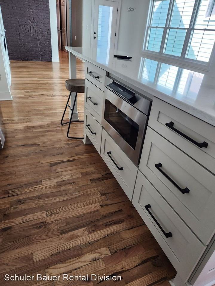 947 Barret Ave - Photo 3 of 19