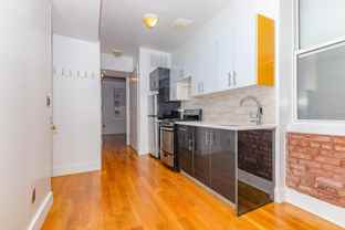 11 Humboldt St #2L - Photo 1 of 1