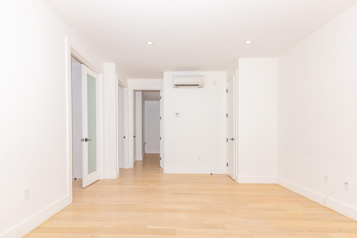 246 Johnson Ave #2F - Photo 3 of 25