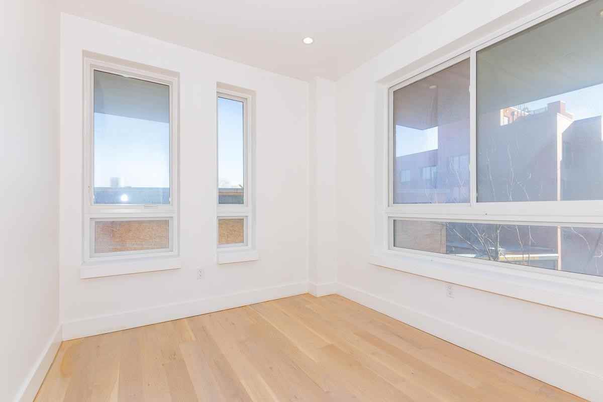 246 Johnson Ave #2F - Photo 7 of 25