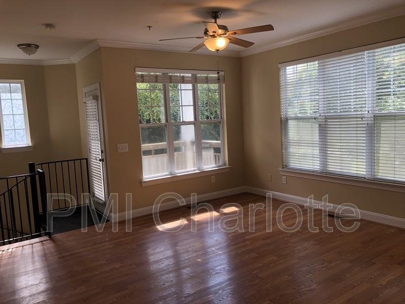 6710 Mallard Park Dr #8 - Photo 6 of 17