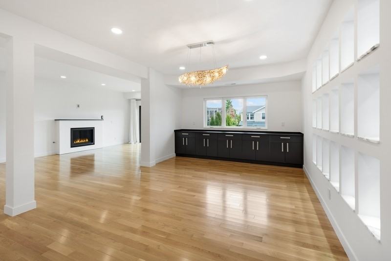 6402 106th Ave Ne - Photo 3 of 24