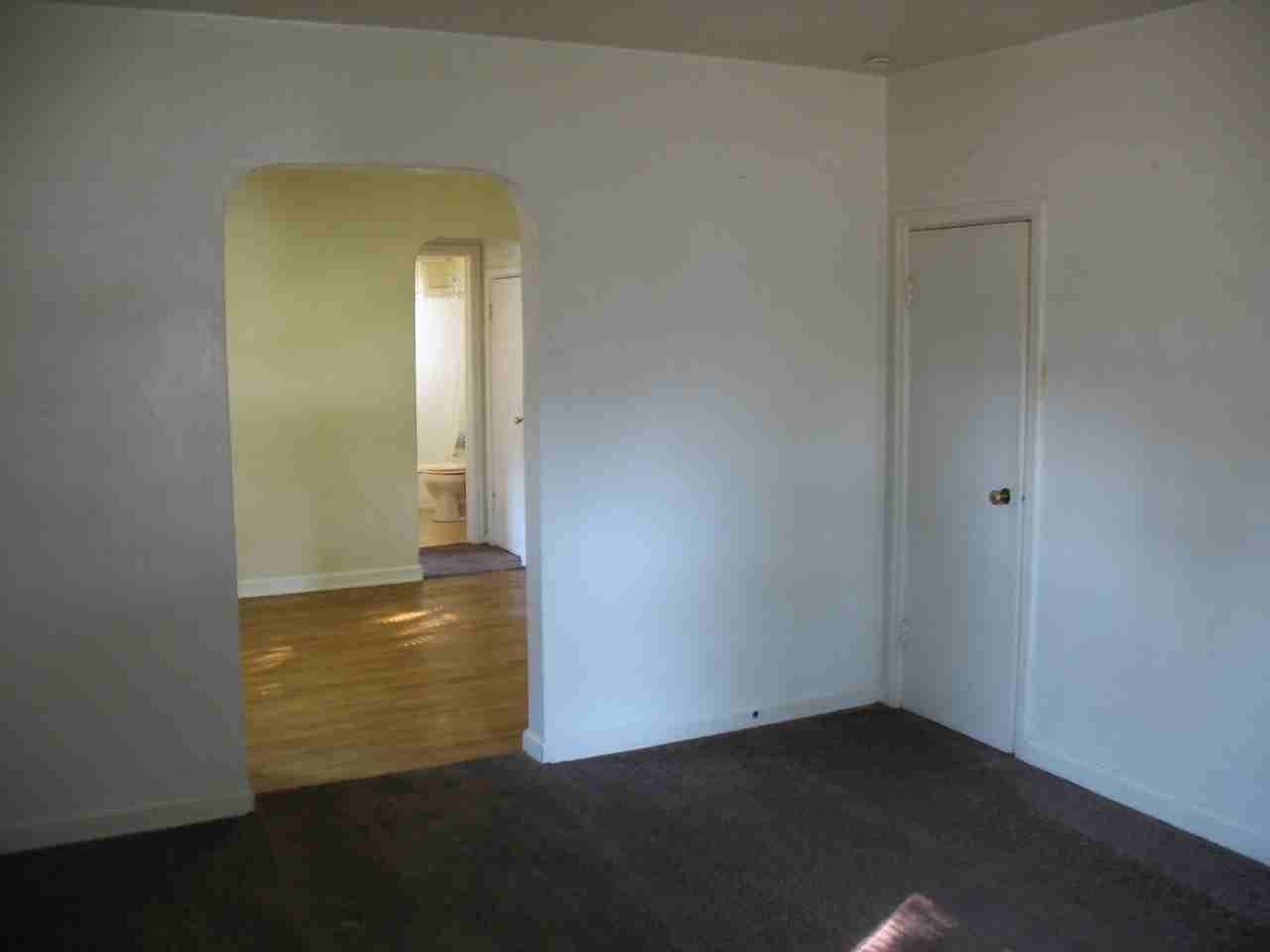 1316 West 11th Street #4