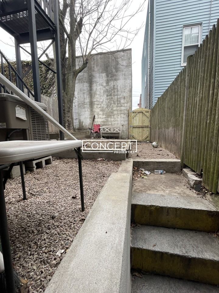 26 Pembroke St #1 - Photo 7 of 22