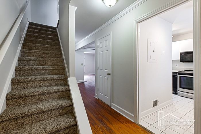 1769 Defoor Ave Nw #B - Photo 2 of 31