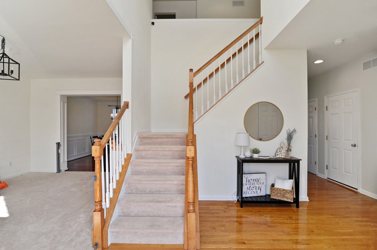 P&I-20 East Darby Circle #1 - Photo 4 of 38