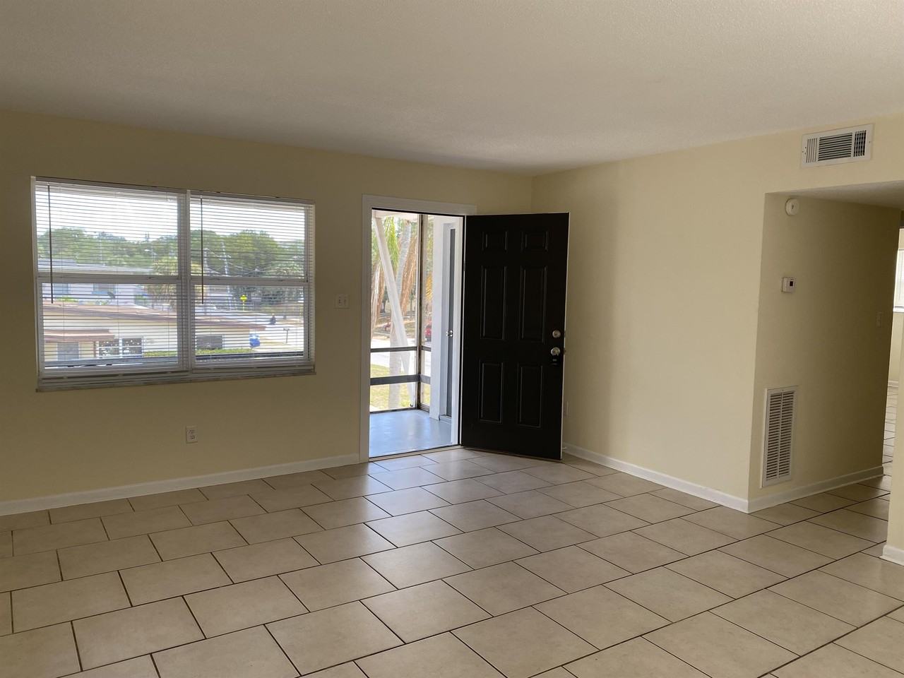 106 S Fredrica Ave #106 - Photo 5 of 22