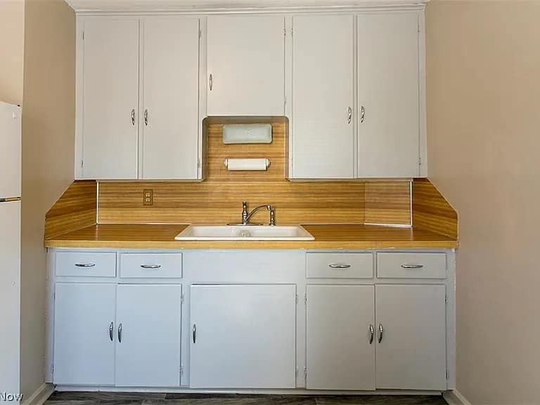 120 Leonard Ave Nw #1 - Photo 3 of 14