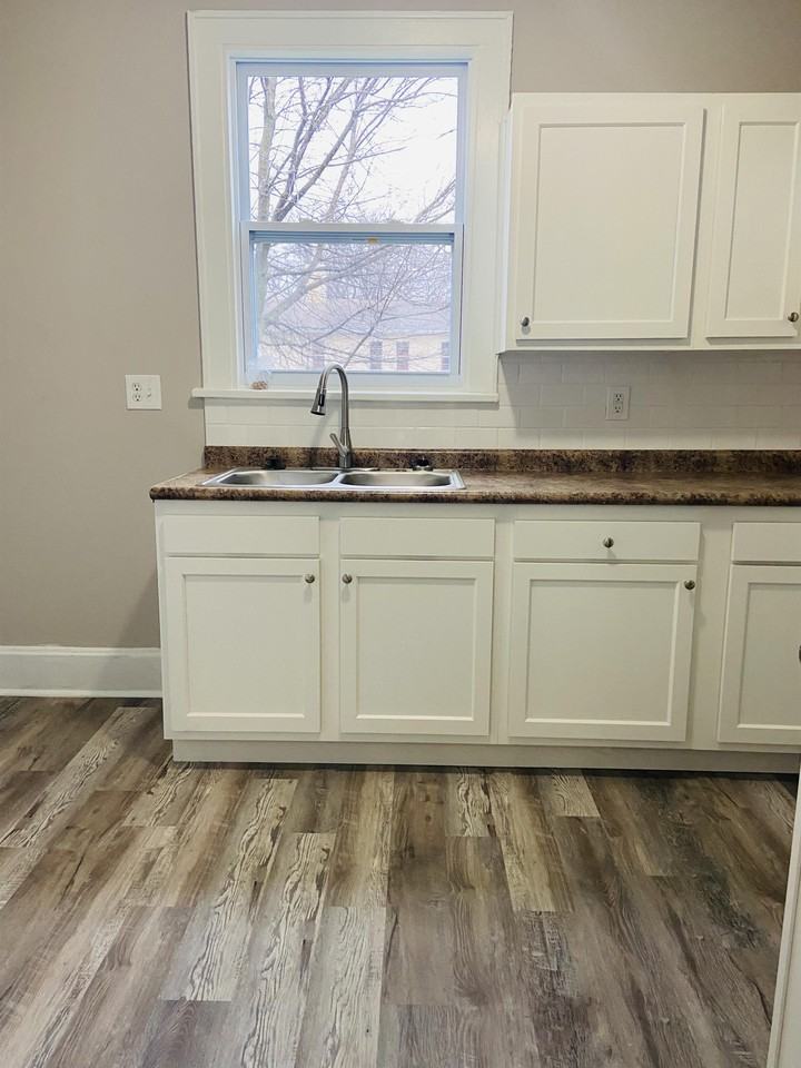 210 S Central Ave #1 - Photo 2 of 26