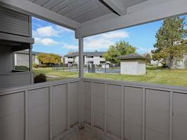 featured image of 20 College Pkwy